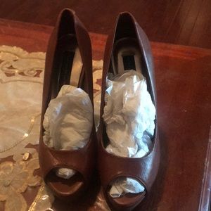 Ladies never worn high heels